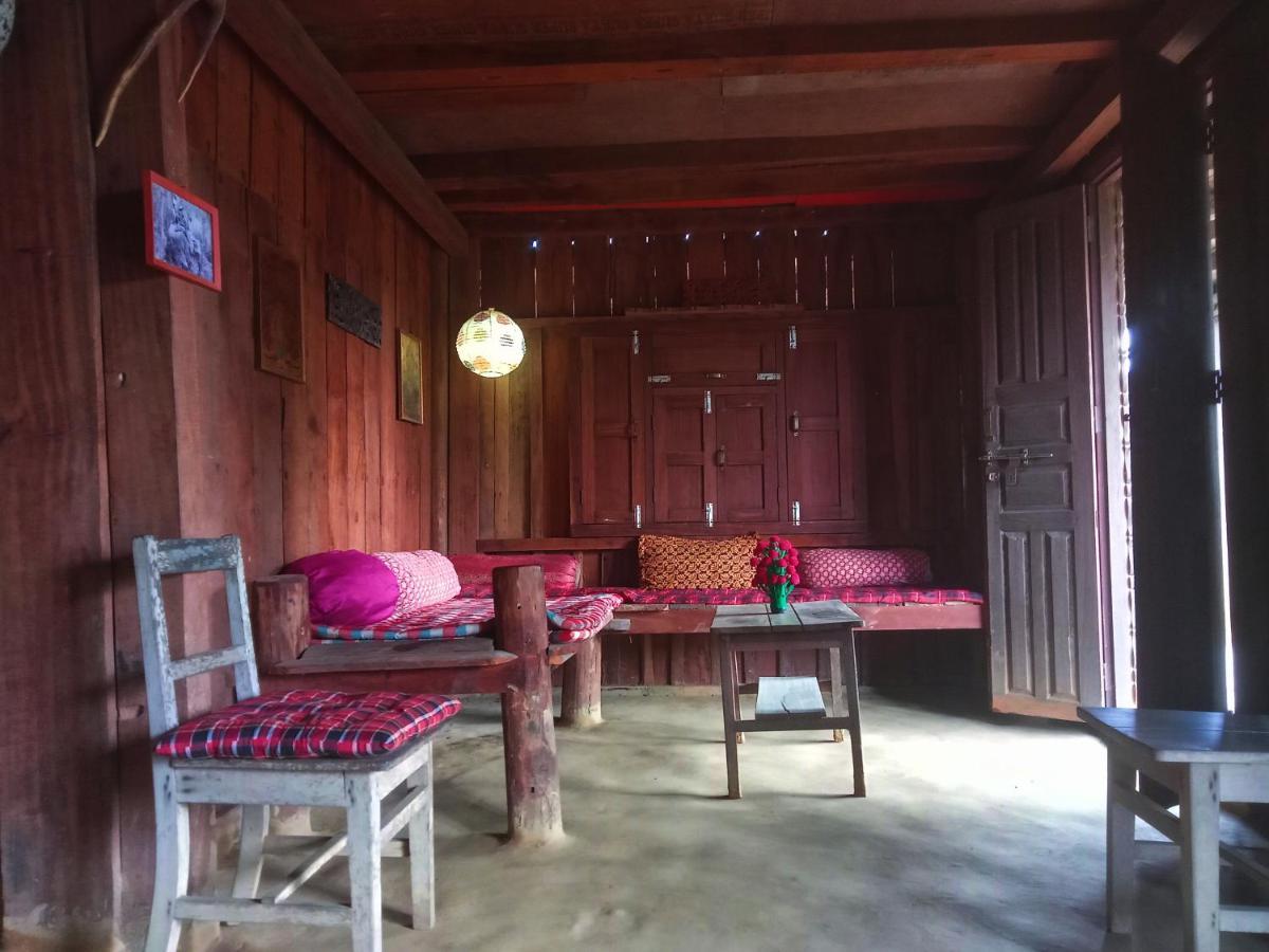 Shanta Ghar A Rustic Guesthouse Chitwan Eksteriør bilde