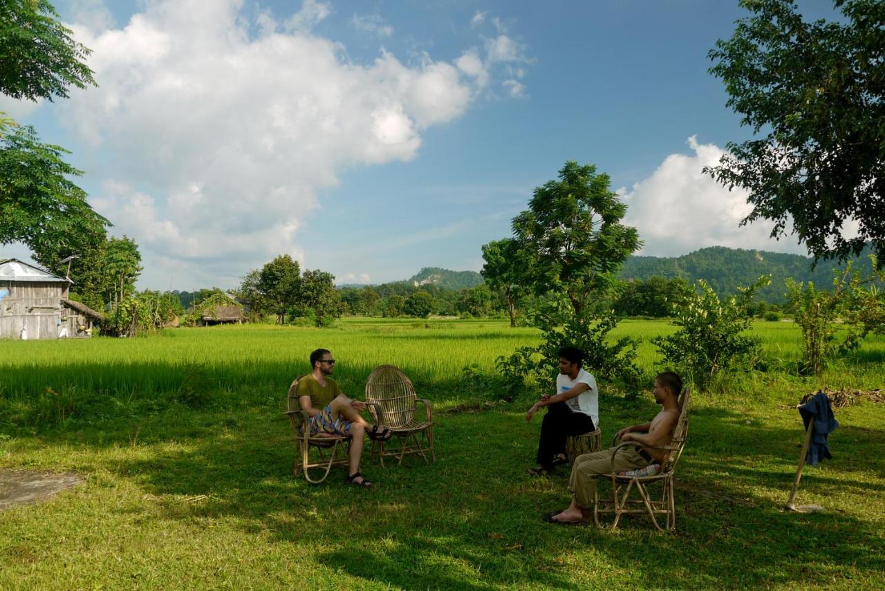 Shanta Ghar A Rustic Guesthouse Chitwan Eksteriør bilde