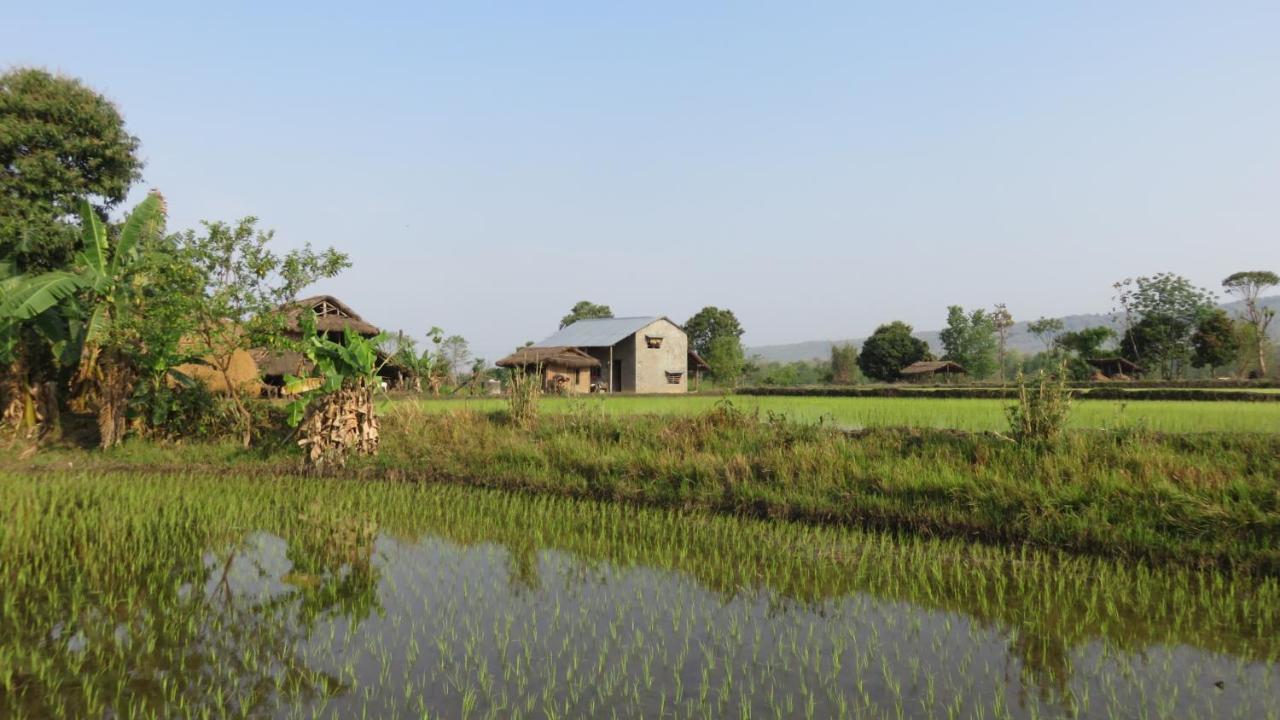 Shanta Ghar A Rustic Guesthouse Chitwan Eksteriør bilde